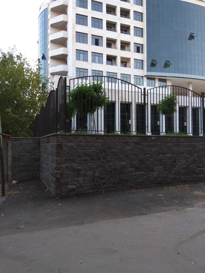Sayat-nova 18 * Yerevan